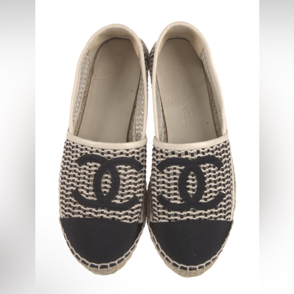 Chanel Interlocking CC Logo Espadrilles, Size 5